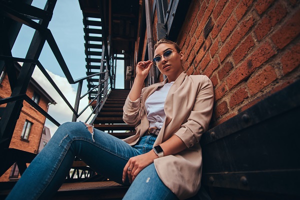 Outfit casual.